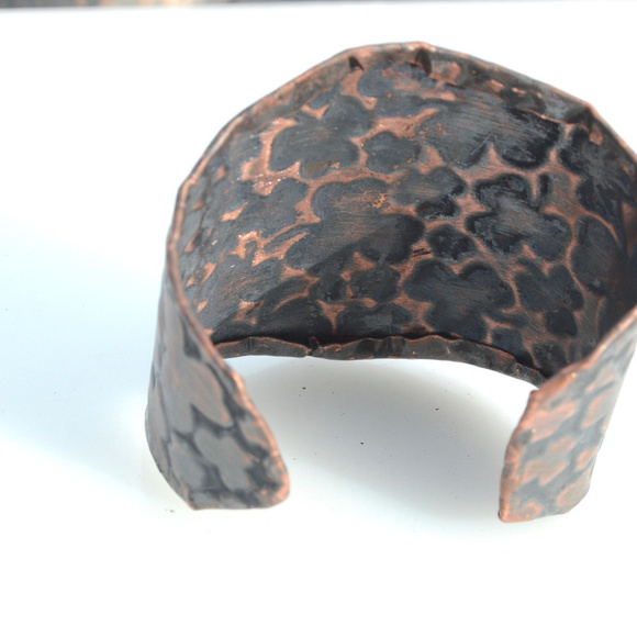 Irish Clover Wide Copper Cuff Bracelet Bracer Leaf Patina Solid Rustic Patina - Picture 7 of 11